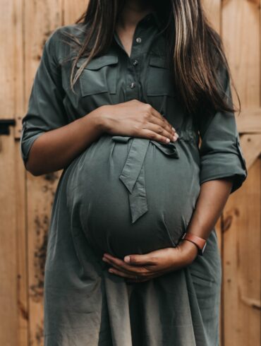 Abiti premaman: sono proprio indispensabili?