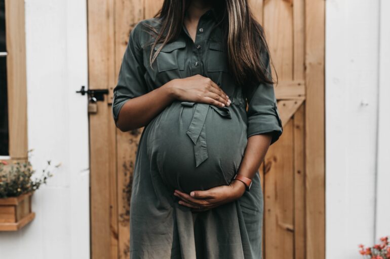 Abiti premaman: sono proprio indispensabili?